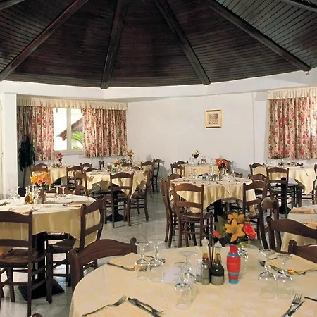 Hotel Castiglione Village And 3*